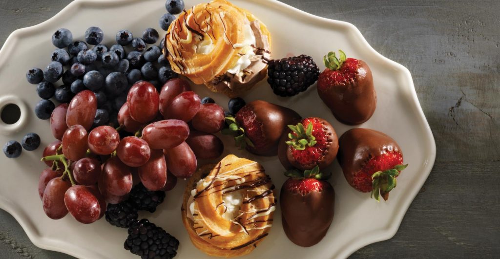 ASSORTED DESSERT TRAY Pickle Barrel Catering